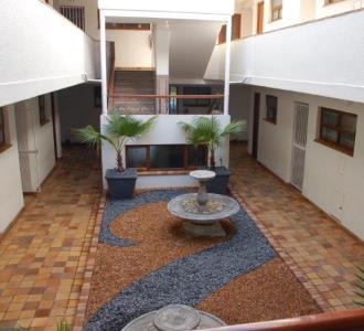 Apartment / Flat For Sale in Mouille Point, Cape Town